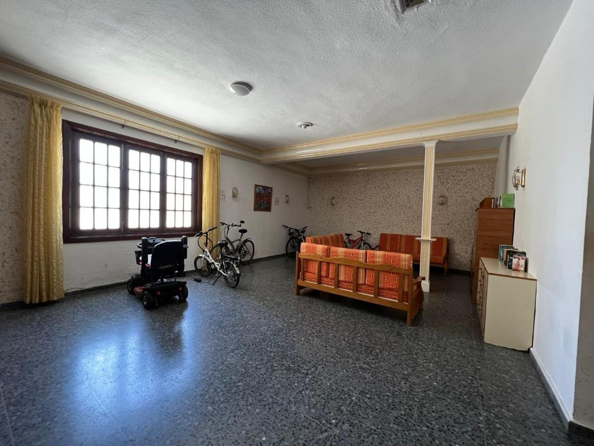 Beach Front Holiday Studio Fuengirola Extérieur photo