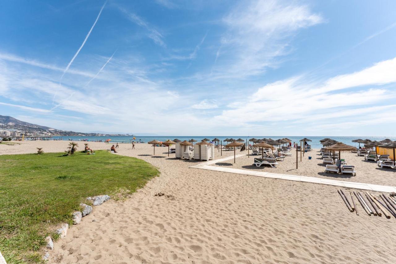 Beach Front Holiday Studio Fuengirola Extérieur photo